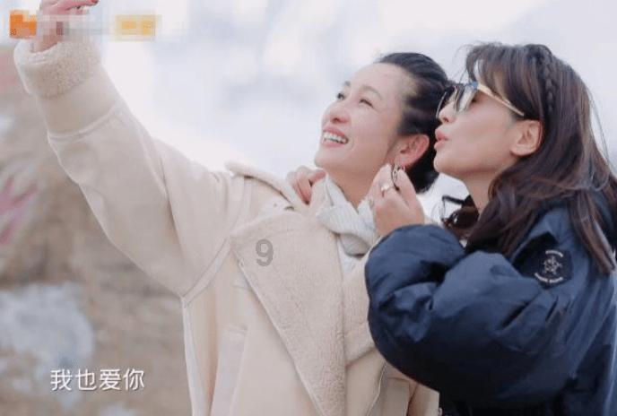 骨折女子需回国治疗，他们开通绿色通道助就医……